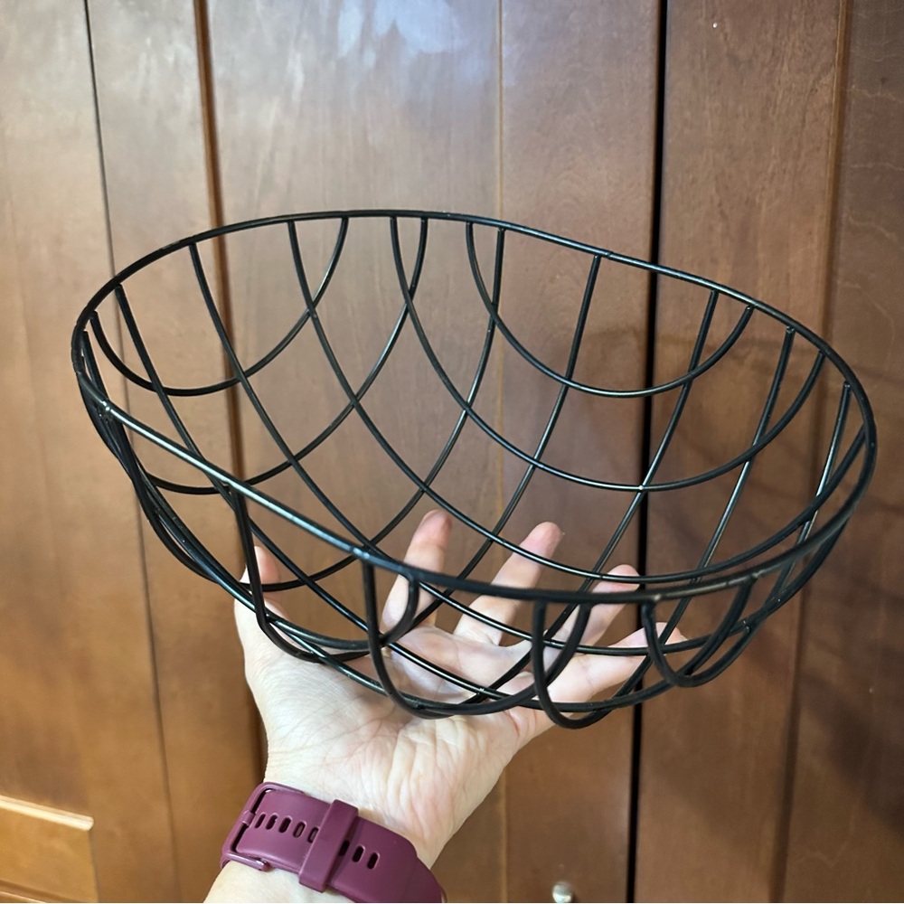 ☄️2/$15☄️Hanging basket frame oval shape